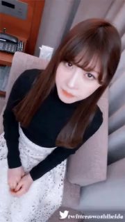 性饥渴ⅩXXⅩXXXXHD国产剧情调教系列 颜值高身材好的若若落地窗前扮狗奴